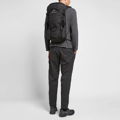 Shop Arc'teryx Brize 25 Backpack In Black