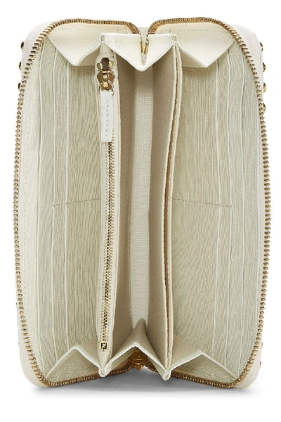 Pre-owned Fendi White Leather Karlito Zip Wallet