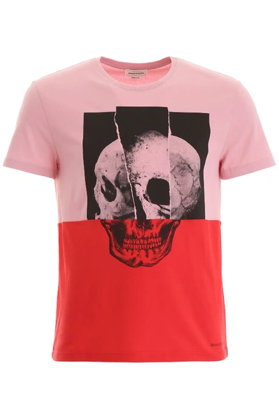 Shop Alexander Mcqueen Bicolor Skull T-shirt In Pink,red