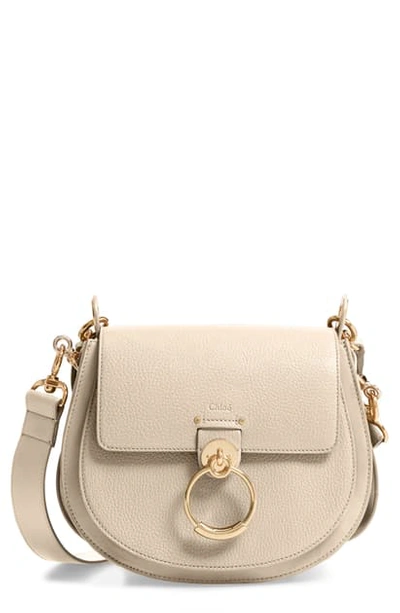 Shop Chloé Large Tess Grained Lambskin Leather Shoulder Bag In Motty Grey