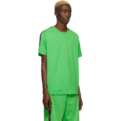 Shop Givenchy Green Elastic Band T-shirt In 322 Brgtgrn