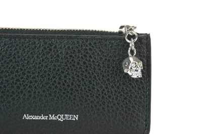 Shop Alexander Mcqueen Logo Zipped Cardholder In Black