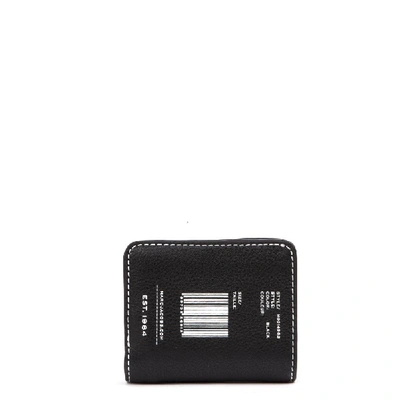 Shop Marc Jacobs Textured Tag Compact Mini Wallet In Black