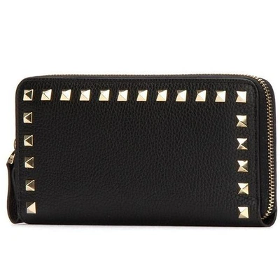 Shop Valentino Garavani Rockstud Continental Wallet In Black