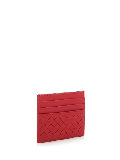 Shop Bottega Veneta Intrecciato Cardholder In Red