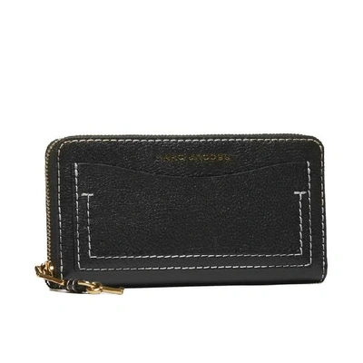 Shop Marc Jacobs Logo Continental Wallet In Black