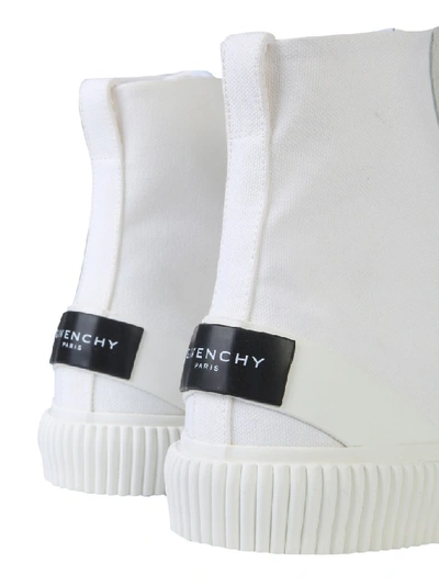 Shop Givenchy Hi In White