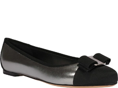 Shop Ferragamo Salvatore  Varina Ballet Flats In Silver