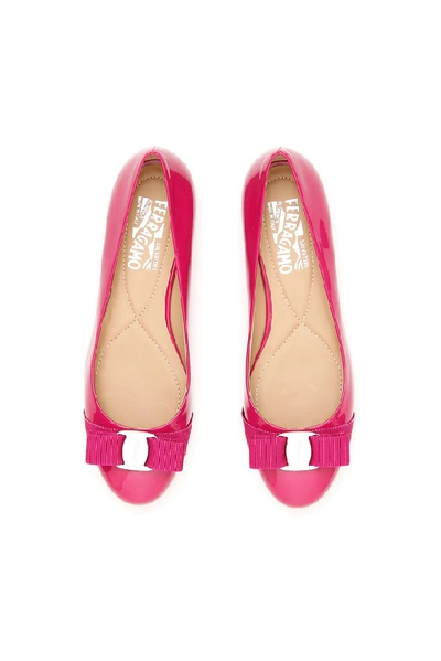 Shop Ferragamo Salvatore  Varina Ballet Flats In Pink