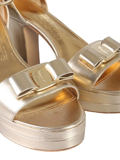 Shop Ferragamo Salvatore  Vara Bow Sandals In Gold