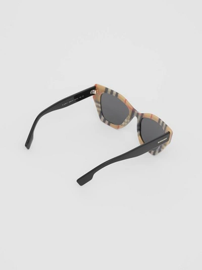 Vintage check detail butterfly best sale frame sunglasses