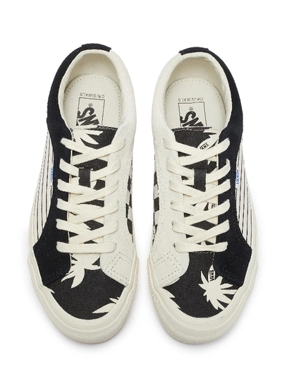 Shop Vans 'og Lampin Lx' Unisex Canvas Sneakers In Black