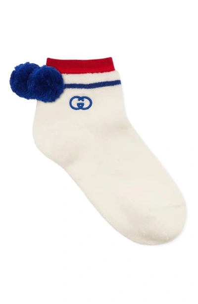 Shop Gucci Interlocking-g Pom Ankle Socks In Ivory/ Red