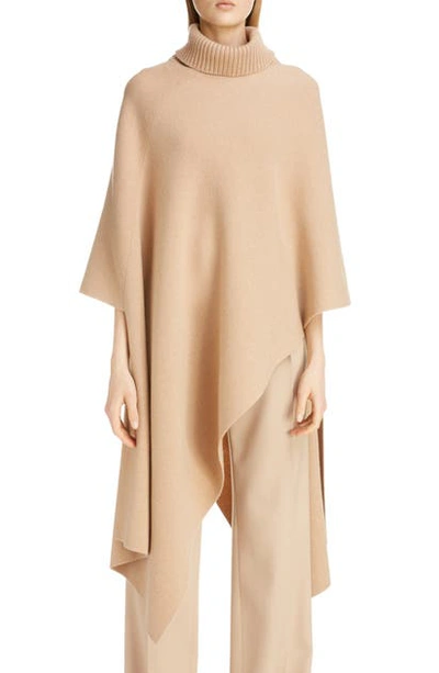 Shop Chloé Asymmetrical Cashmere Tunic Sweater In Light Camel