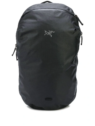 Shop Arc'teryx Contrast Logo Backpack In 黑色