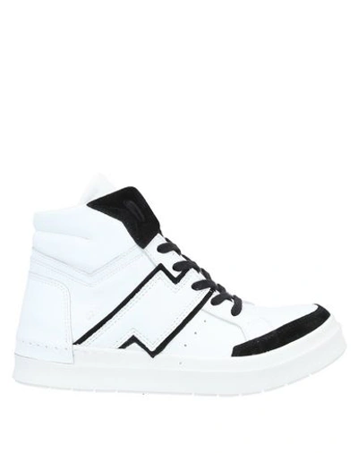 Shop Cinzia Araia Woman Sneakers White Size 5 Soft Leather, Textile Fibers
