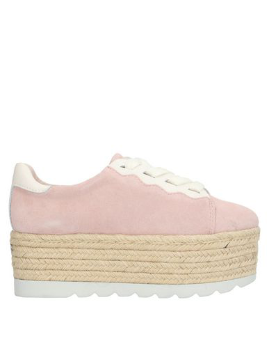 guess pink sneakers