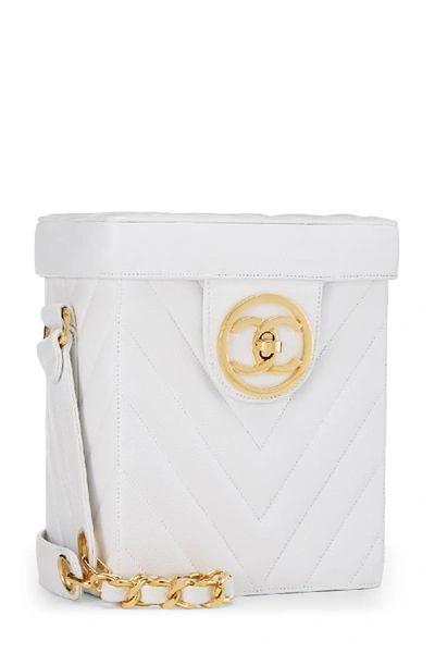 Pre-owned Chanel White Caviar Leather Chevron Circle Lock Shoulder Bag