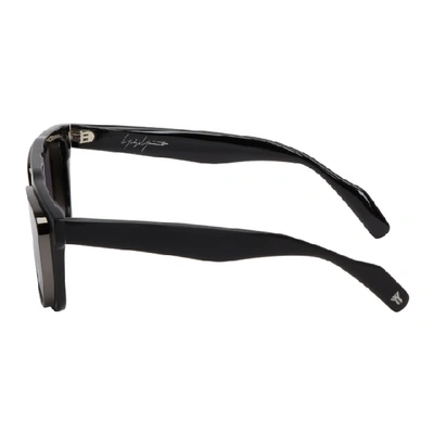 Shop Yohji Yamamoto Black Yy7022 Sunglasses In 002 Black
