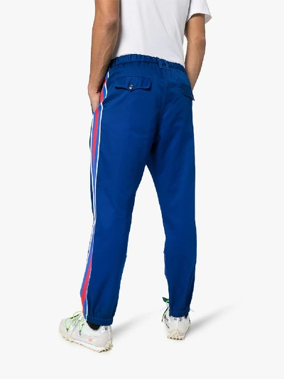 Shop Gucci Jogginghose Mit Streifen In Blau