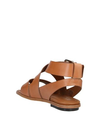 Tod's Toe Strap Sandals In Brown