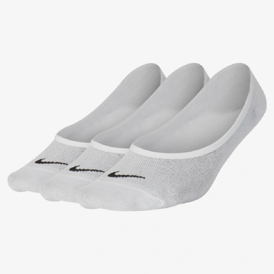 Shop Nike Women's Everyday Lightweight Training Footie Socks (3 Pairs) In White