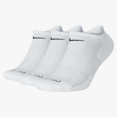 Shop Nike Unisex Everyday Plus Cushion Training No-show Socks (3 Pairs) In White
