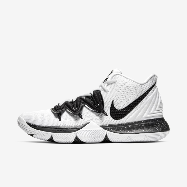 Nike Kyrie 5 'Thanos' Marvel shoes Avengers shoes Cute shoes