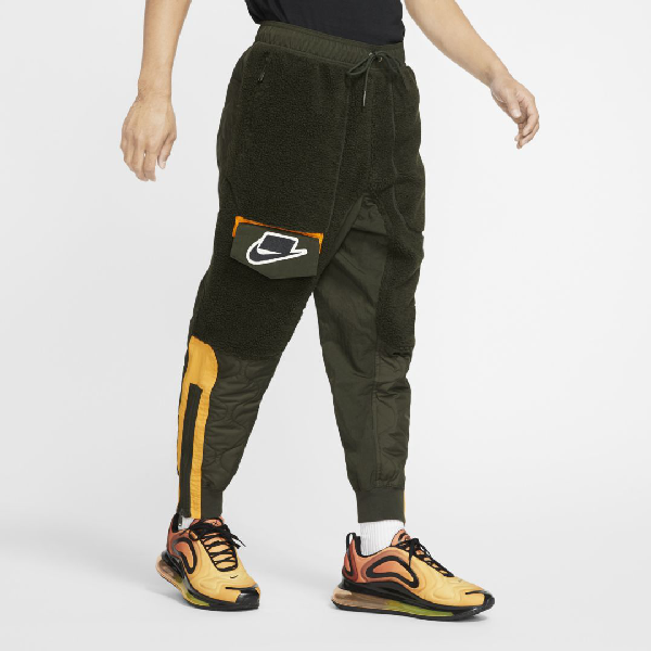 nike khaki joggers mens