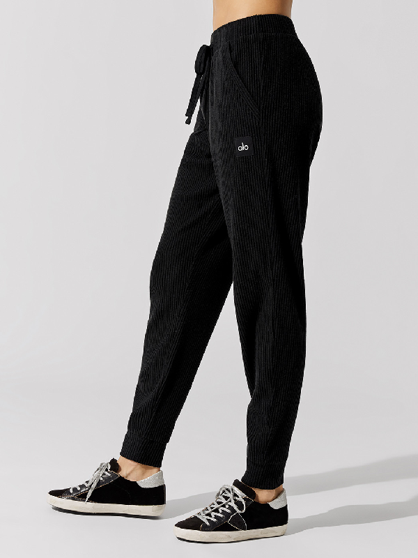 alo yoga sweatpants