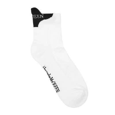 Shop Alexander Mcqueen White Logo Cotton-blend Socks In White And Black