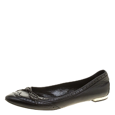 Pre-owned Burberry Black Brogue Leather Wingtip Detail Bow Ballet Flats Size 39.5