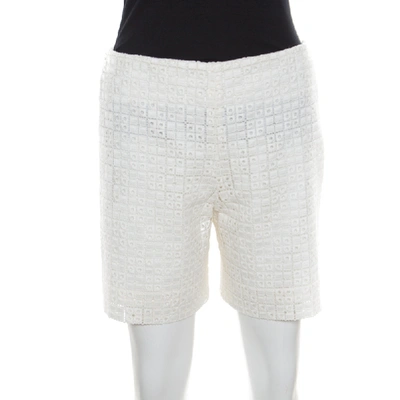 Pre-owned Chloé Ecru Eyelet Embroidered Cotton Shorts M In Cream