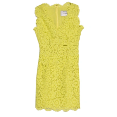 Pre-owned Valentino Yellow Floral Lace Scalloped Trim Bow Detail Peplum Dress S