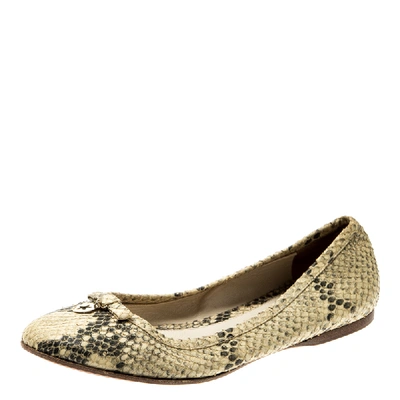 Pre-owned Fendi Beige Python Leather Bow Detail Ballet Flats Size 38