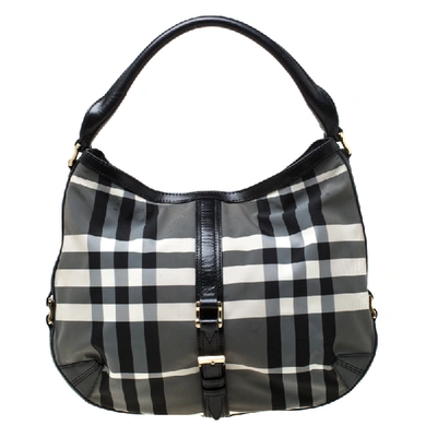 Pre-owned Burberry Black/white Beat Check Nylon Hobo