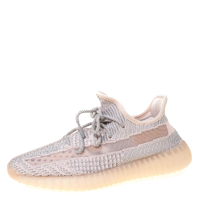 Grey store pink yeezy