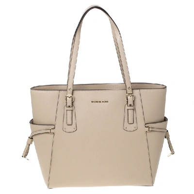 Pre-owned Michael Michael Kors Oat Leather Jet Set Voyager Tote In Beige