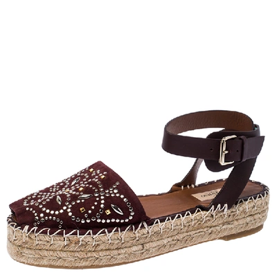 Pre-owned Valentino Garavani Burgundy Embellished Suede And Leather Ankle Strap Espadrilles Size 39