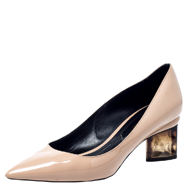patent leather pointed toe pumps