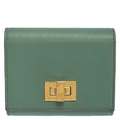 Pre-owned Fendi Light Olive Leather Card Holder In Green