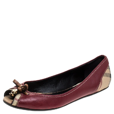 Pre-owned Burberry Red Leather And Beige Canvas Romsey Peep Toe Ballet Flats Size 38