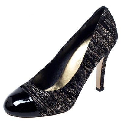 Pre-owned Chanel Black/gold Textured Suede And Patent Leather Cap Toe Pearl Pumps Size 41