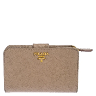 Pre-owned Prada Beige Saffiano Leather Compact Wallet