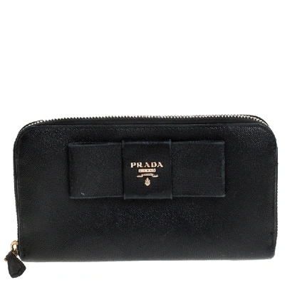 Pre-owned Prada Black Saffiano Lux Leather Bow Zip Around Wallet