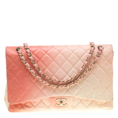 Pre-owned Chanel Off-white/ombre Quilted Leather Maxi Classic