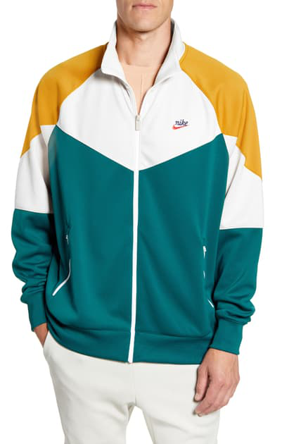 nike colorblock windrunner