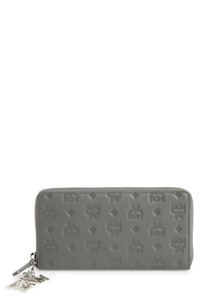 Shop Mcm Klara Leather Zip Wallet In Charcoal