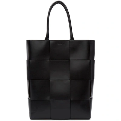 Shop Bottega Veneta Black Leather Urban Tote In 1000 Nero