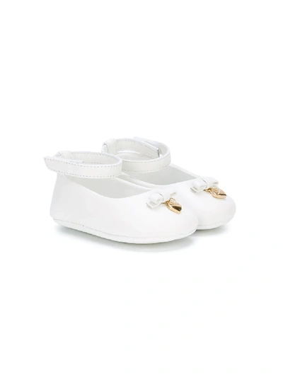 Shop Dolce & Gabbana Bow And Heart Pre-walkers In White